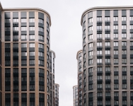 Стоимость проданных за год в Москве квартир комфорт-класса достигла 460 млрд руб.